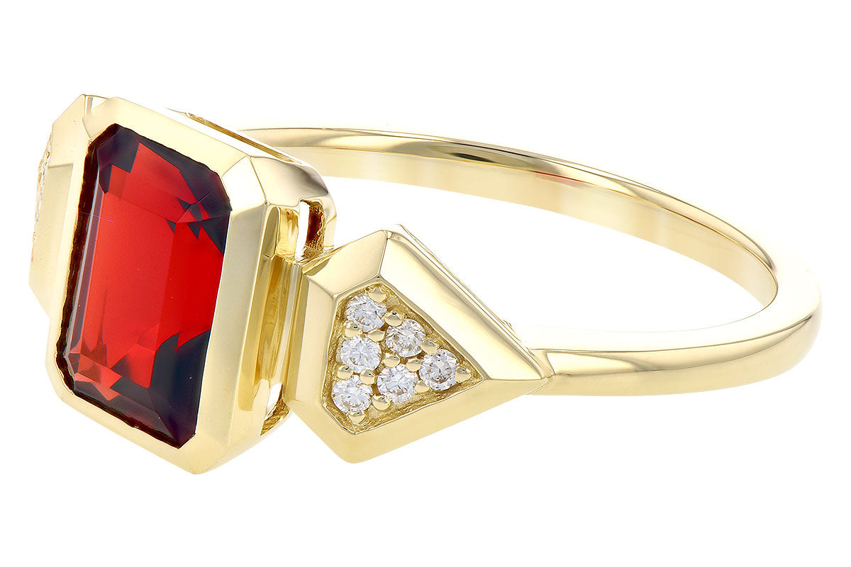 14K Yellow Gold Garnet Emerald Shape Ring - 2.08 Carats