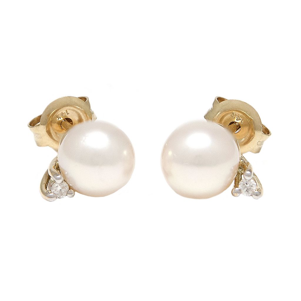 14 Karat Yellow Gold Pearl Earrings: Timeless Elegance