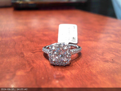 14K White Gold Cushion-Cut Natural Diamond Engagement Ring with 0.91 Carat Total Weight