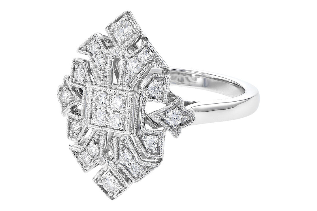 Vintage 14 Karat White Gold Natural Diamond Ring - Round Shape 0.40 ct
