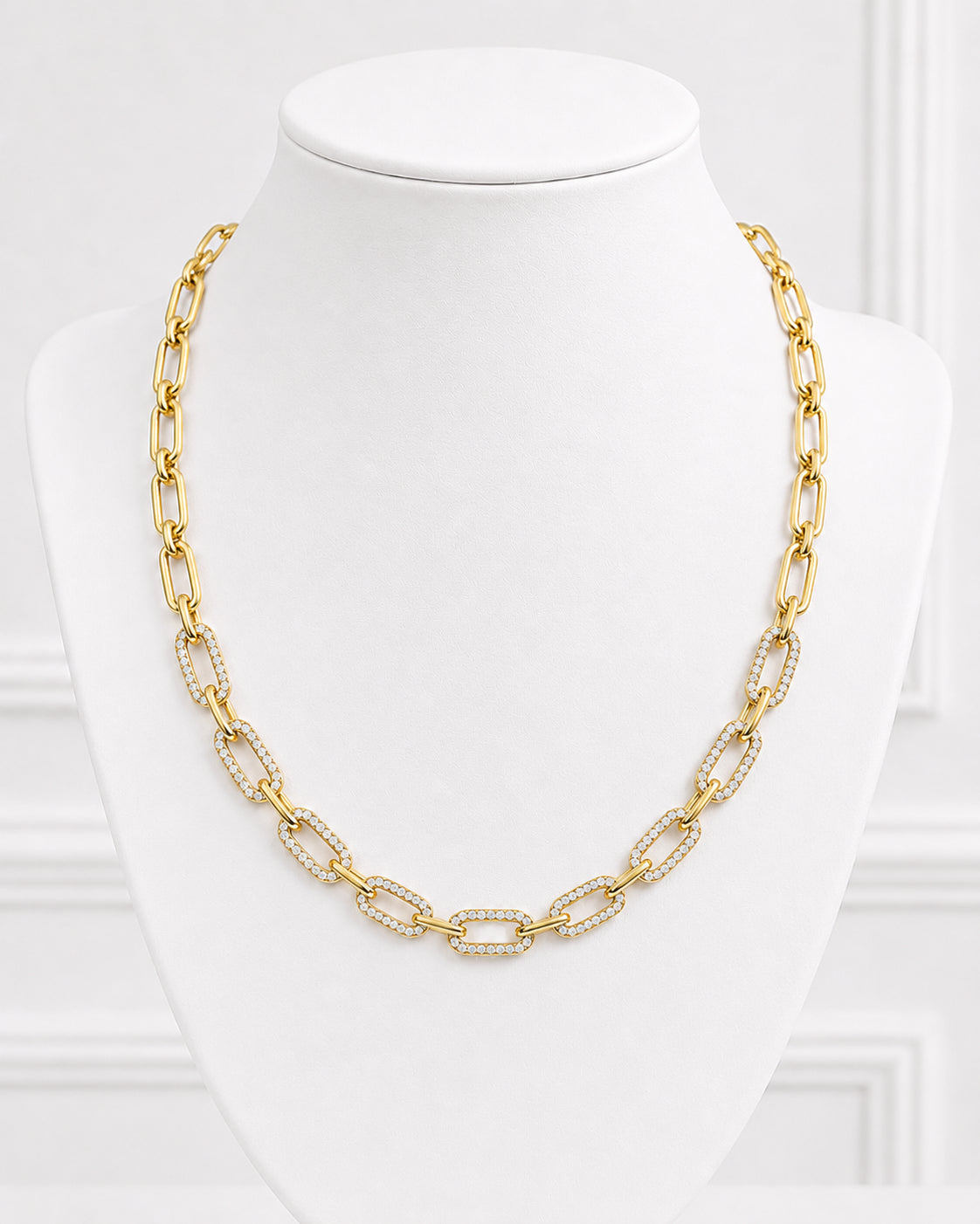Gold-Plated Sterling Silver Bold Paperclip Necklace with Natural Diamond - Round Shape 0.25 Carat