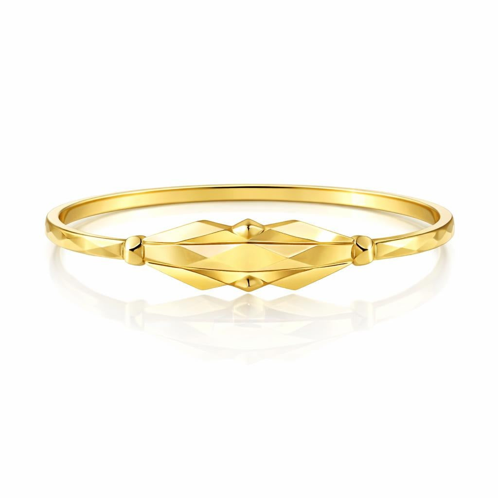 14 Karat Yellow Gold Hammered Texture Bangle