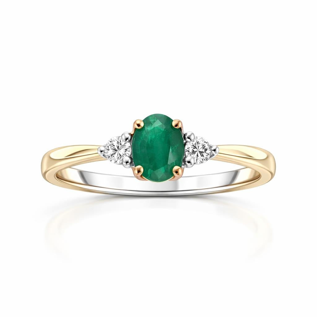 Elegant Emerald and Diamond Ring