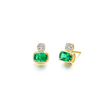 Lassaire Regal Cushion-Cut Stud Earrings in Gold-Plated Sterling Silver - 1.64 Carats