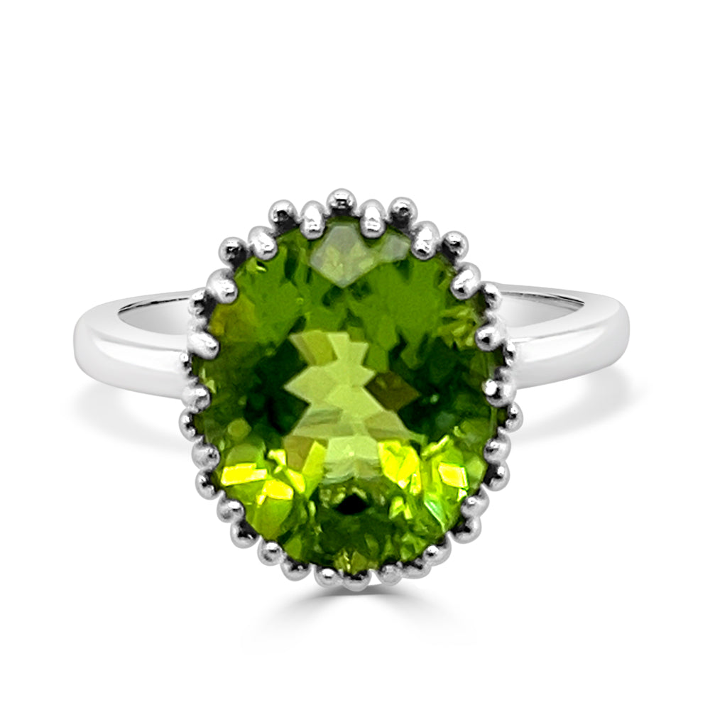 Sterling Silver Peridot Ring: Elegant Gemstone Beauty