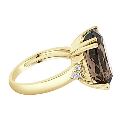 14 Karat Yellow Gold Oval Smokey Topaz Ring (12.00)