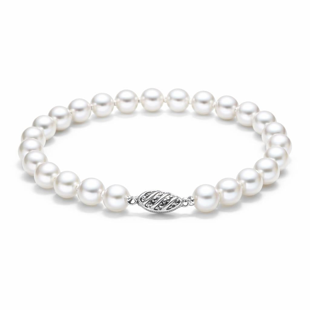 Elegant 14 Karat White Gold Bracelet