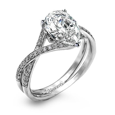 18 Karat White Gold Pear-Shaped Engagement Mounting