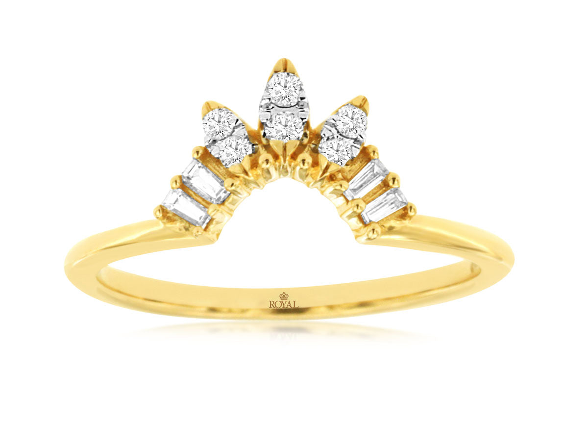 Curved 14 Karat Yellow Gold Ring with Natural Diamond 0.15ct