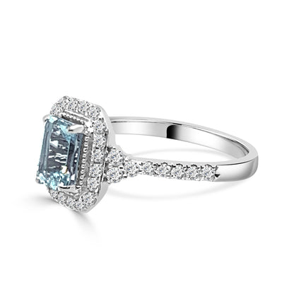 Emerald-Cut Aquamarine and Diamond Halo Ring in 14K Yellow Gold (0.86 ct)