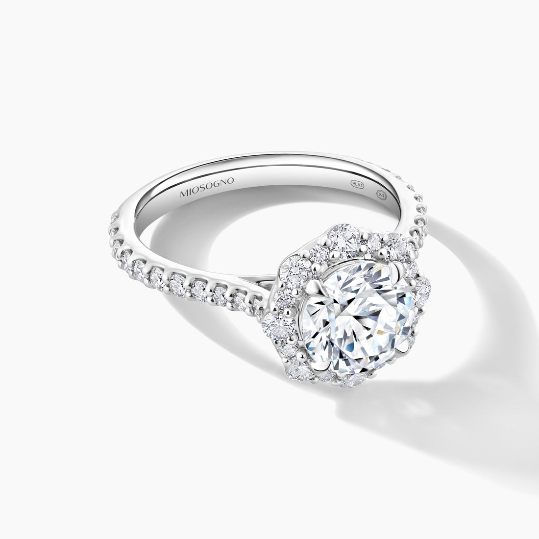 Platinum Halo Engagement Mounting with Tapered Diamond Band