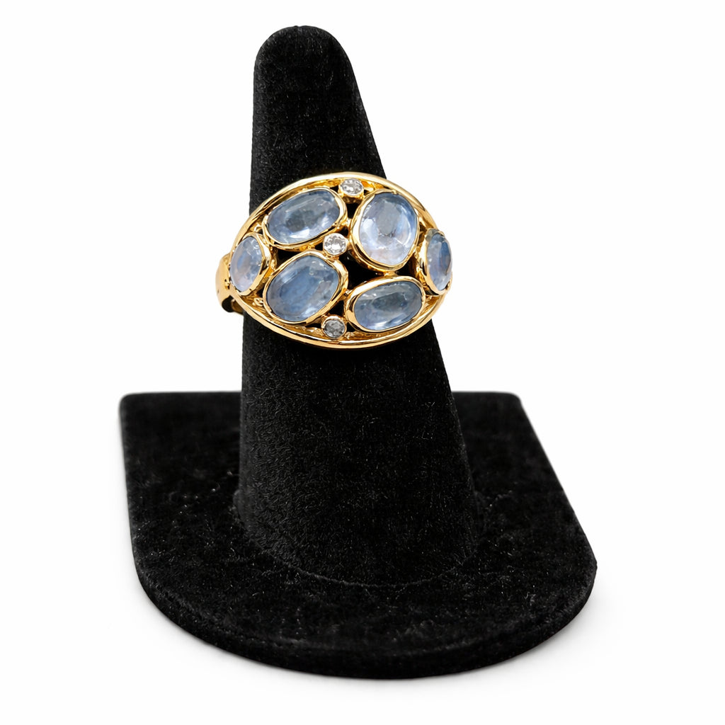 Stunning 14 Karat Yellow Gold Multi Cabochon Sapphire Ring with 11.4 ct Blue Sapphire