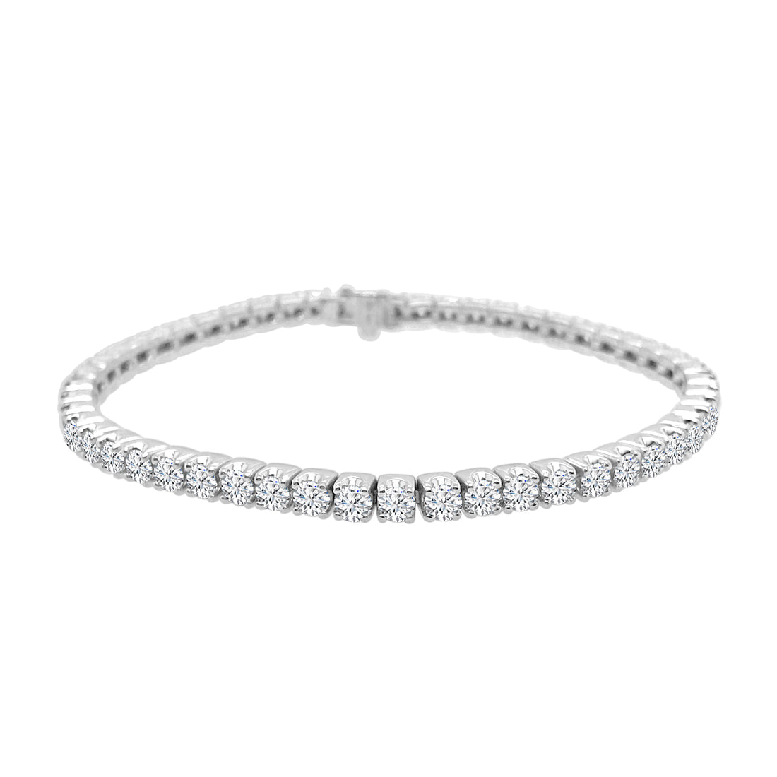 Stunning 14 Karat White Gold Diamond Bracelet - 5.97 Carats