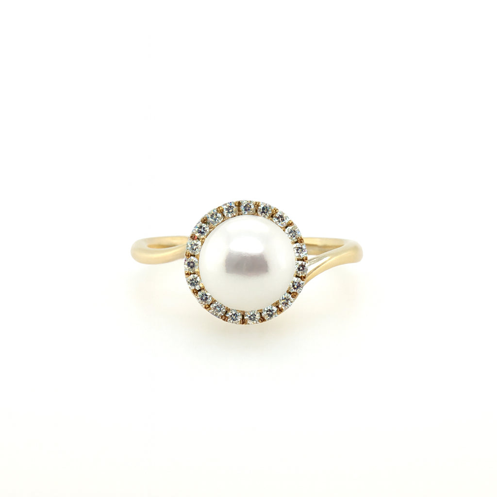 14 Karat Yellow Gold Halo Ring