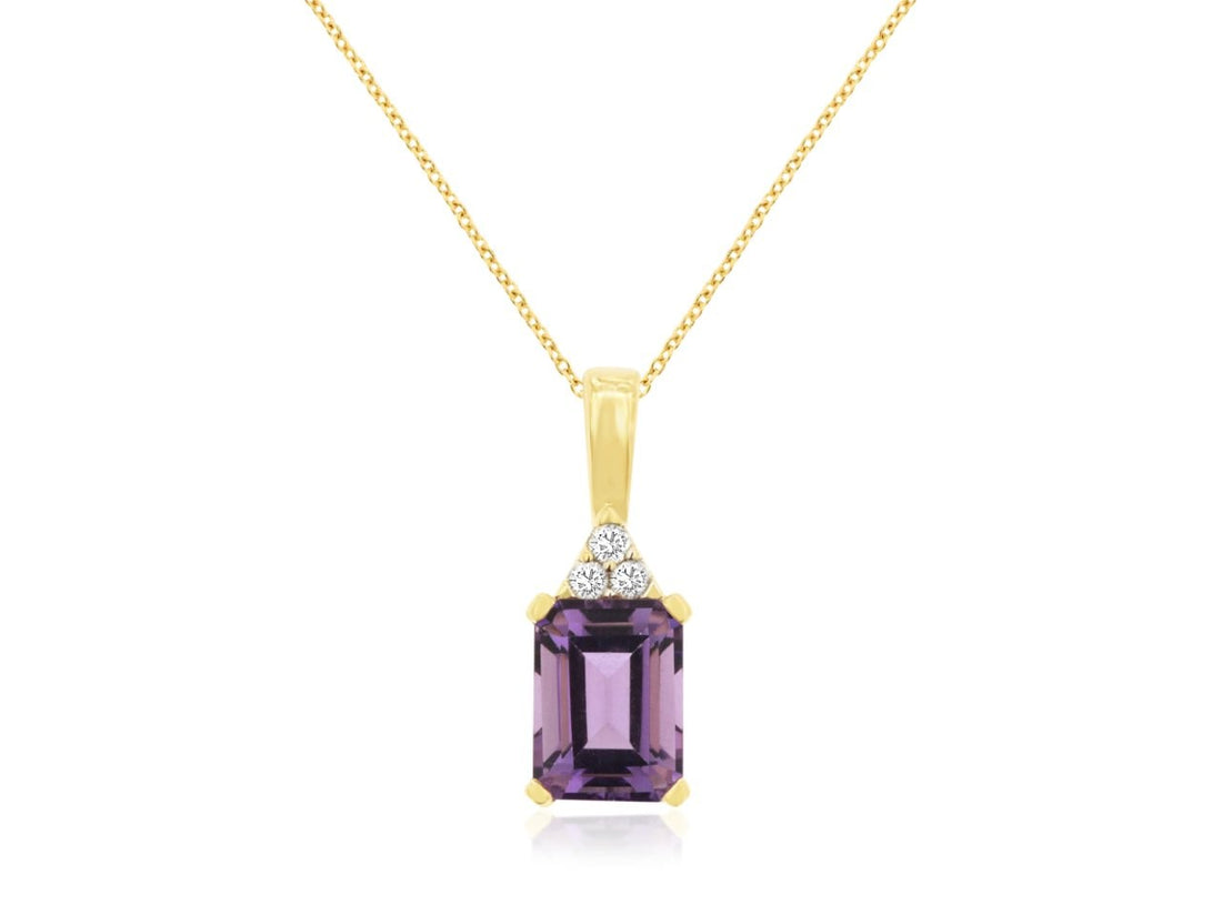 14 Karat Yellow Gold Amethyst Emerald Shape Necklace - 1.60 Carat
