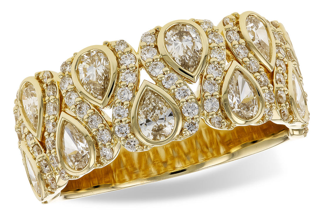 14 Karat Yellow Gold Wedding Band