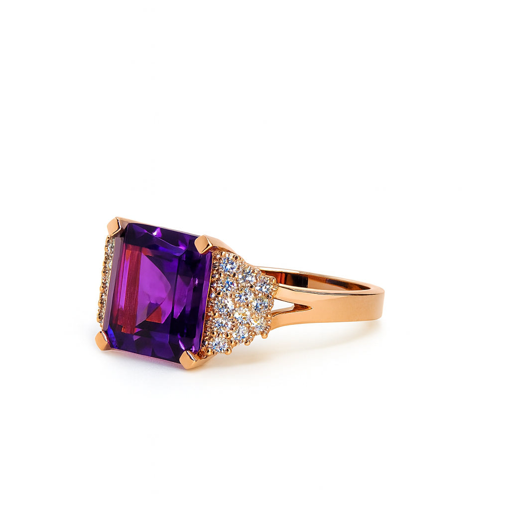 14 Karat Rose Gold Ring with Amethyst