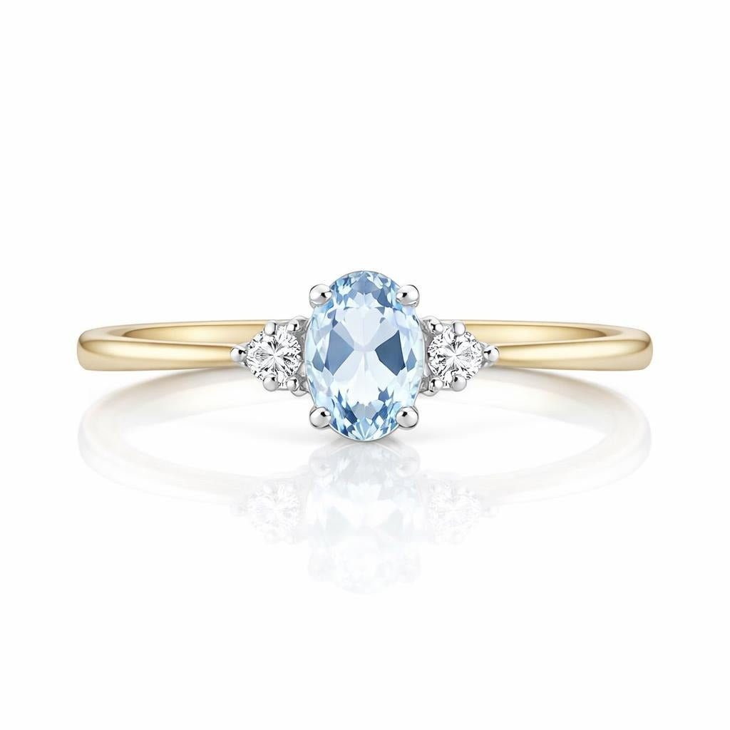 Elegant 10TT Ring with Oval Blue Gemstone