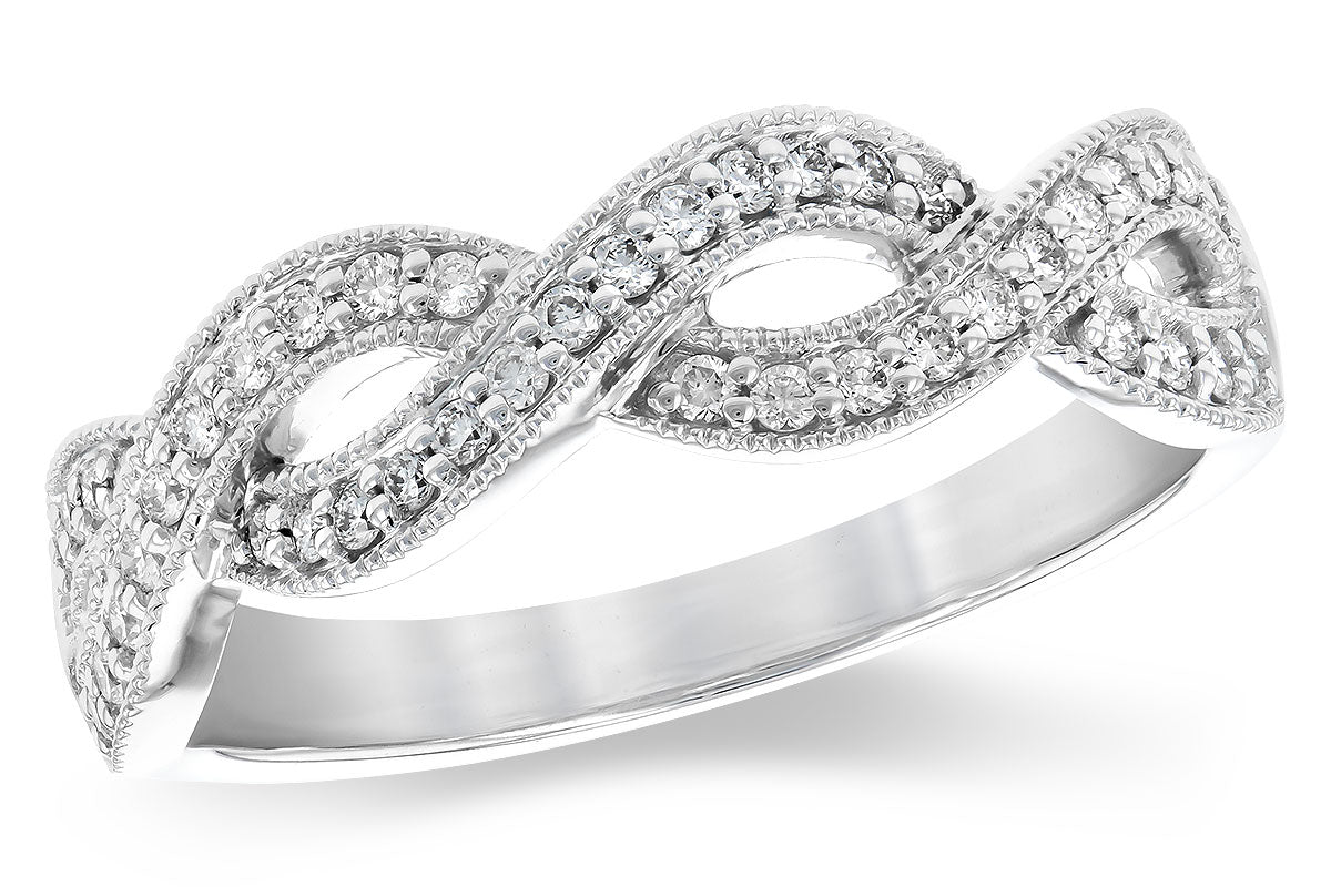 Twisted Brilliance: 14 Karat White Gold Diamond Ring (0.25 ct)