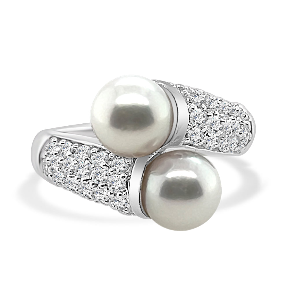 14 Karat White Gold Diamond and Pearl Ring with Exquisite Pearl Centerpiece