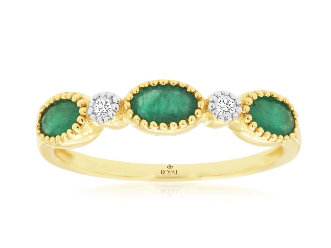 14 Karat Yellow Gold Emerald Oval Ring with Beaded Bezel - 0.60 ct